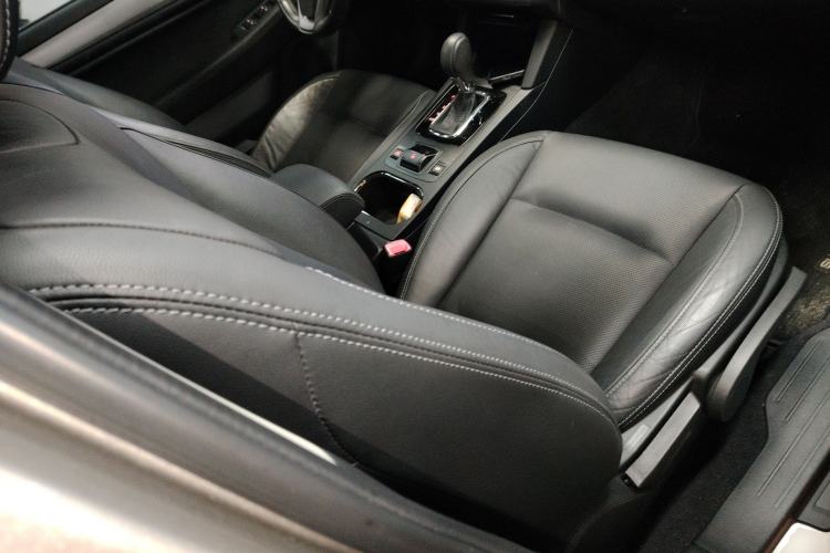 Used Subaru Outback 2020 2.5i Classic Edition Right Front Seat