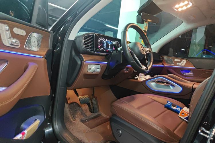 Used Mercedes-Benz GLE 2025 GLE 450 4MATIC Fashion Edition Driver Seat