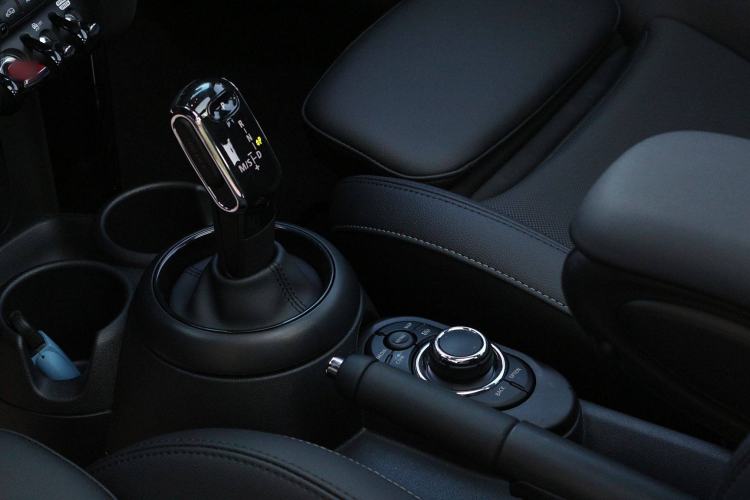 Used MINI MINI 2023 Updated 1.5T COOPER Artist