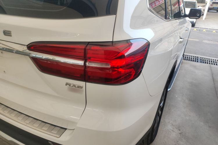 Used Roewe RX8 2018 30T Smart Connectivity Two-Wheel Drive Flagship Edition