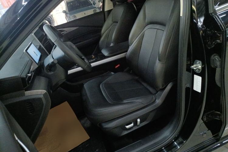 Used Wuling Xingguang 2024 Co-Creation Edition 510 Advanced Model Left Front Seat