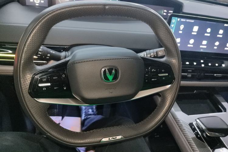 Used CHANGAN UNI-K iDD 2023 Zhidian iDD 1.5T 135km Smart & Fun Model Steering Wheel