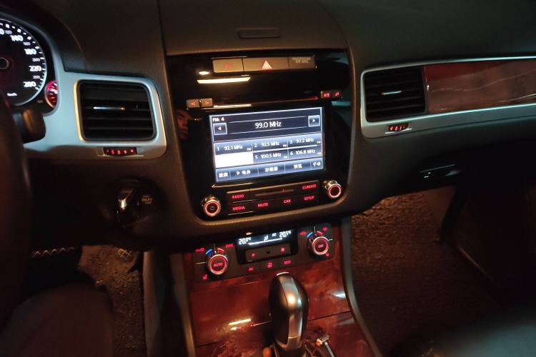 Used Volkswagen Touareg 2011 3.0 TDI Diesel Standard Version
