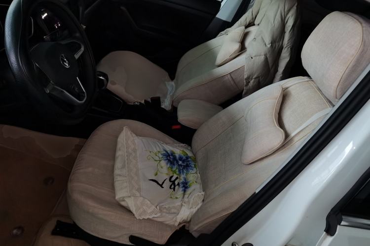 Used Volkswagen Tacqua 2020 280TSI DSG R-Line Left Front Seat