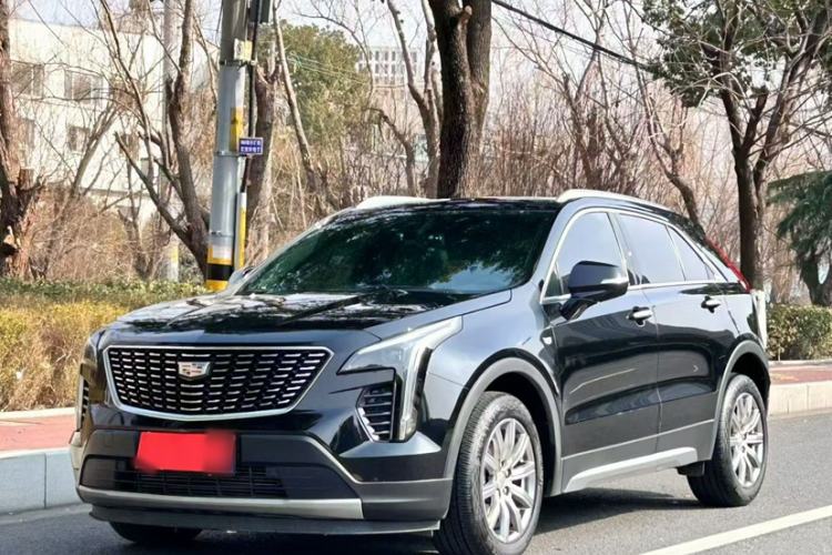 Used Cadillac XT4 2022 28T Two-Wheel-Drive Luxury Version