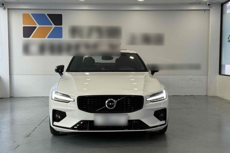 Used Volvo S60 2025 B5 Zhiya Sport Edition