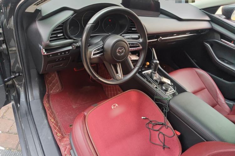 Used Mazda 3 Axela 2022 2.0L Automatic Zhi Rui Obsidian Edition Steering Wheel