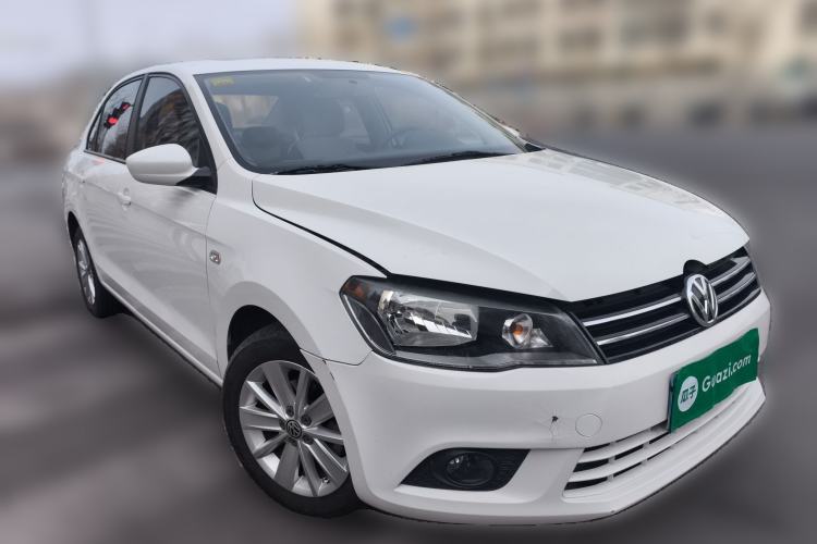 Used Volkswagen Jetta 2013 1.6L Manual Comfort Model Front Right 45 Deg