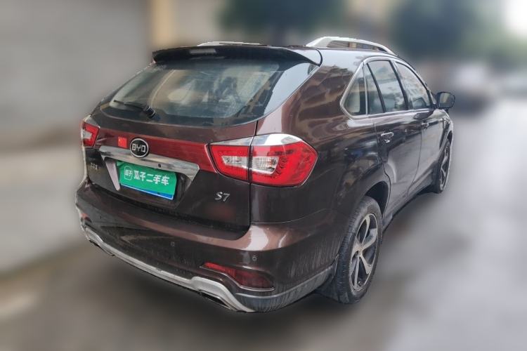 Used BYD S7 2015 2.0T Upgraded Automatic Luxury Version Rear Right 45 Deg