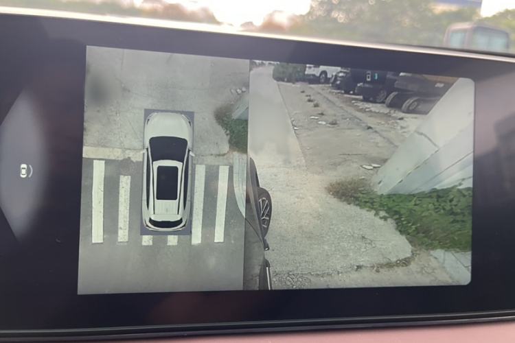 Used SOL X8 PLUS 2023 1.5 TGDI DCT Smart Edition 7-Seater