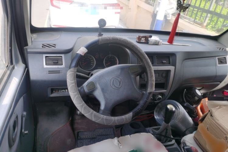 Used Dongfeng Xiaokang K07 2013 1.2L Standard Edition DK12-01 Steering Wheel