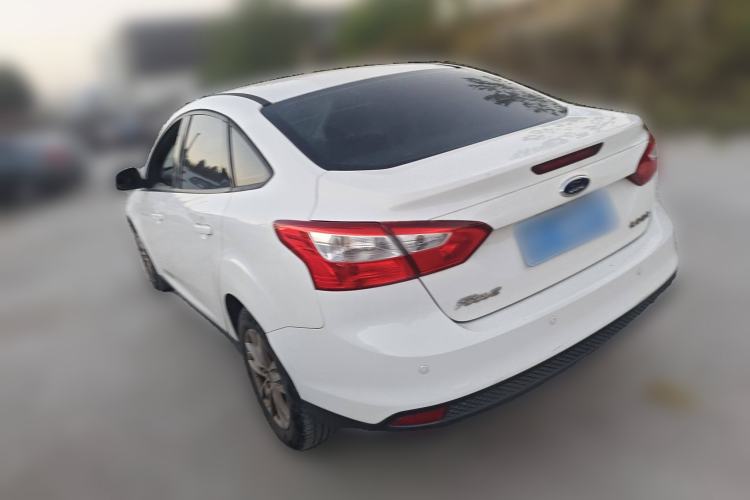 Used Ford Focus 2012 Sedan 1.6L Automatic Comfort Model
