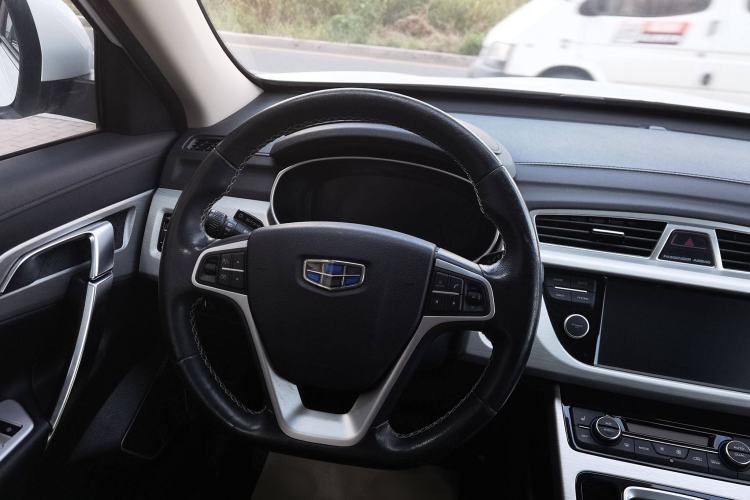 Used Geely Auto Emgrand X7 Sport 2020 1.8TD DCT Two-Wheel Drive Smart Connect 4G-Enabled Version