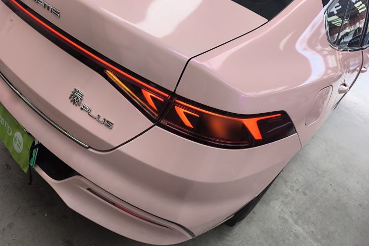 Used BYD Qin PLUS 2024 HONOR Edition DM-i 55KM Leading Model Right Rear Taillight