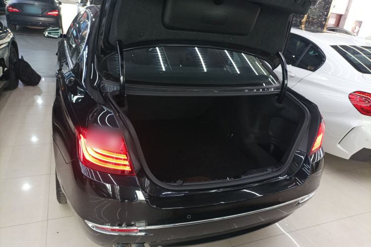 Used BMW 5 Series 2014 525Li Luxury Design Package
