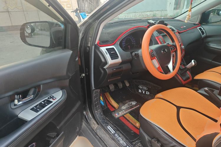 Used BYD S6 2014 2.0L Manual Elite Version 5 Seats