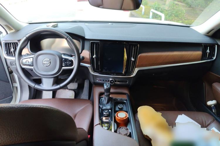 Used Volvo S90 2019 T5 Zhiyi Edition
