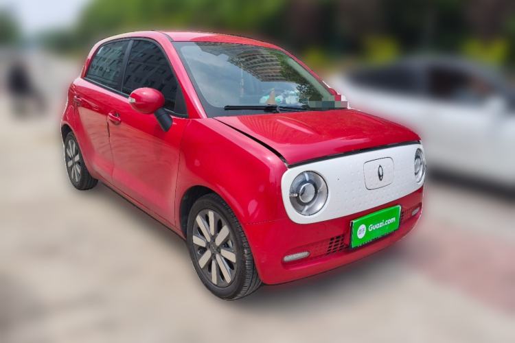 Used ORA Black Cat 2021 351 km Luxury Version Front Right 45 Deg