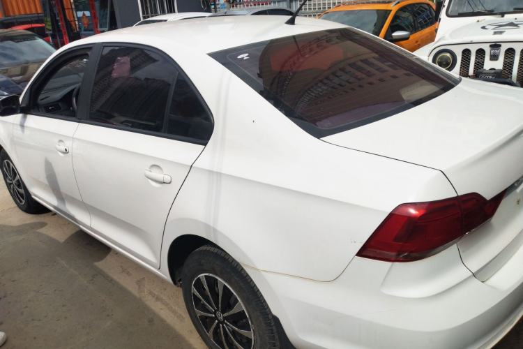 Used Volkswagen Santana 2016 1.6L Manual Fashion Edition
