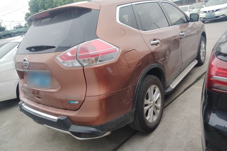 Used Nissan X-Trail 2014 2.5L CVT Luxury Edition 4WD
