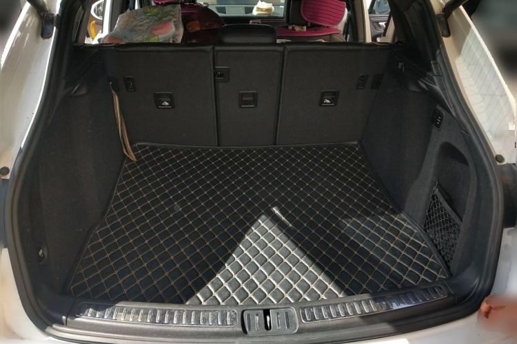 Used Porsche Macan 2014 Macan 2.0T Trunk