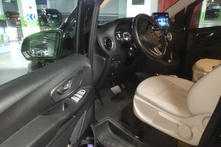 Used Mercedes-Benz Vito 2021 2.0T Business Version 7 Seats