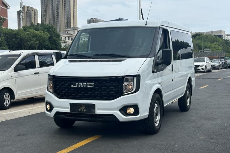 Used JMC Fushun 2025 2.0T 6MT Diesel Short-Wheelbase Low-Roof Commercial Multi-Purpose Passenger Vehicle with 5/6 Seats and Twin-Swing Tailgate Guazi used car, China used car export, Used car for sale, Used cars, Cheapest cars for sale