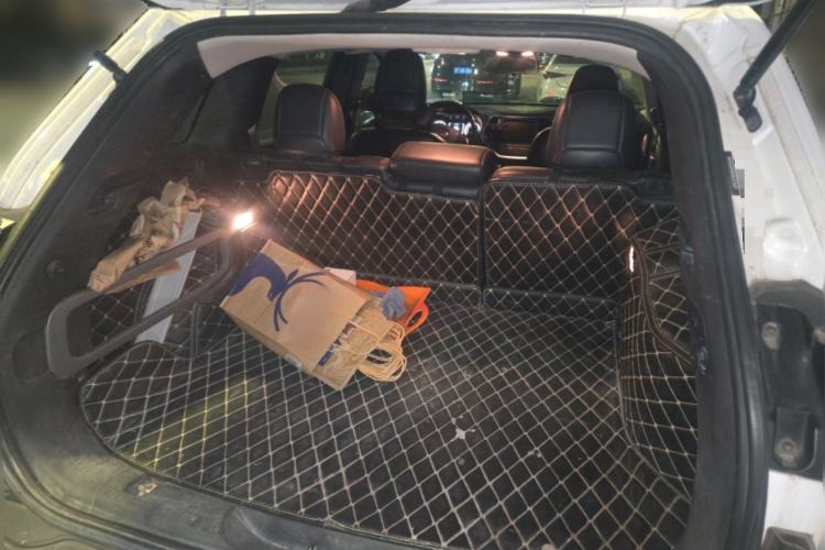 Used Jeep Cherokee 2016 2.4L Professional Edition
