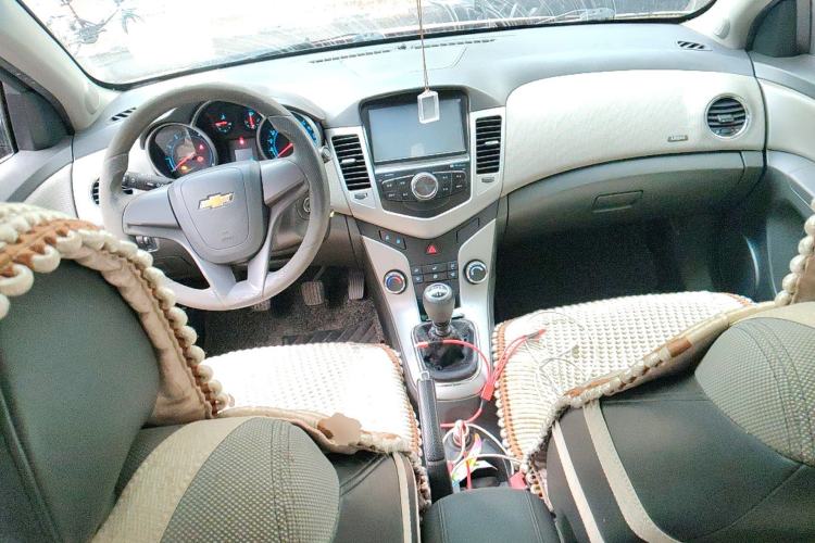 Used Chevrolet Cruze 2013 1.6L SE MT
