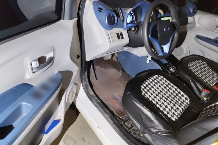 Used CHANGAN OSHAN Benni E-Star 2021 National Edition Colorful Version Lithium Iron Phosphate (31.86 kWh)
