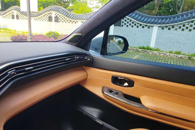 Used Nio ES8 2020 415 km Signature Edition 6-Seater Version