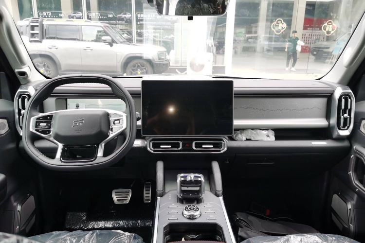 Used JETOUR Traveler C-DM 2025 206km XWD Extended-Length 7-Seater