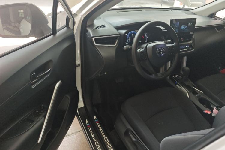 Used Toyota Corolla Cross 2024 2.0L Elite Edition Driver Seat