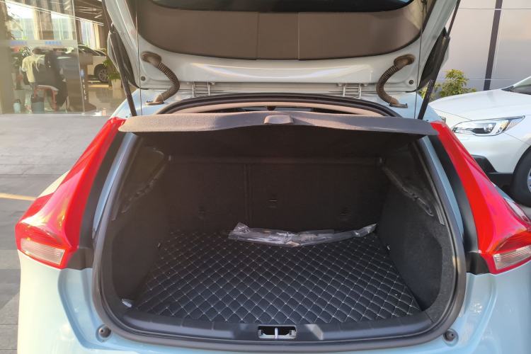 Used Volvo V40 2017 T3 Zhiyi Edition