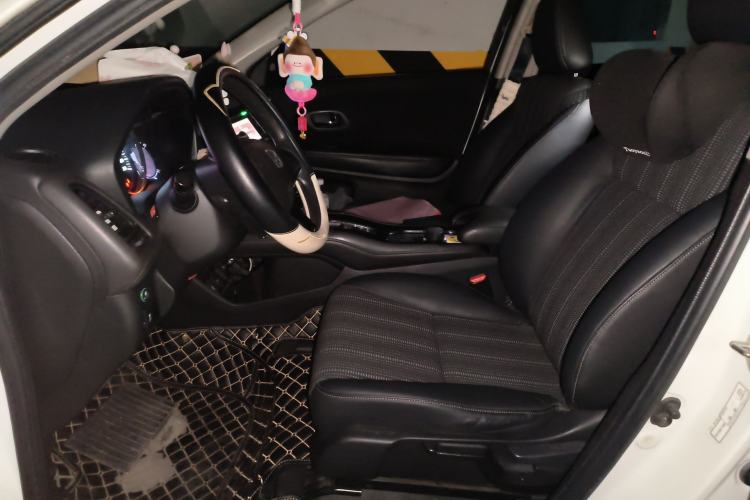 Used Honda Vezel 2016 1.8L CVT Front-Wheel Drive Pioneer Edition