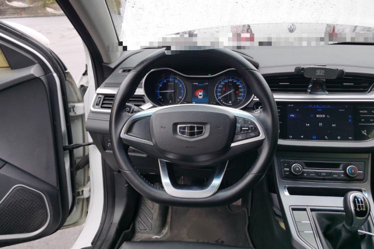 Used Geely Auto Emgrand 2019 Leading Edition 1.5L Manual Luxury Model China VI Standard