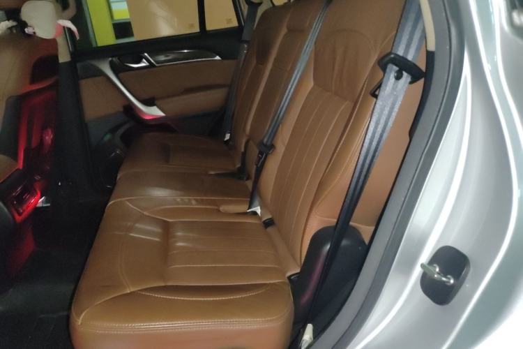 Used Haval H9 2015 2.0T Four-Wheel Drive Luxury 7-Seater
