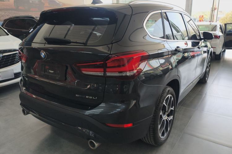 Used BMW X1 2022 sDrive25Li Leading Model Rear Right 45 Deg