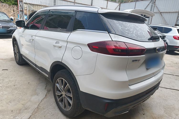 Used Geely Auto Emgrand X7 Sport 2020 1.8TD DCT Two-Wheel Drive Smart Connect 4G-Enabled Version
