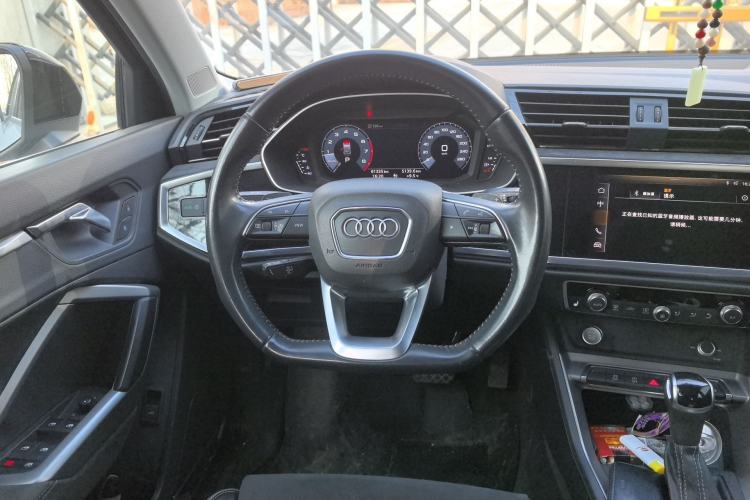 Used Audi Q3 2019 40 TFSI quattro Fashion Dynamic Model