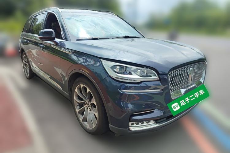 Used Lincoln Aviator 2020 3.0T V6 All-Wheel Drive Executive Version Front Right 45 Deg