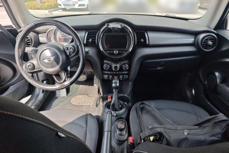 Used MINI 2014 1.5T COOPER Fun
