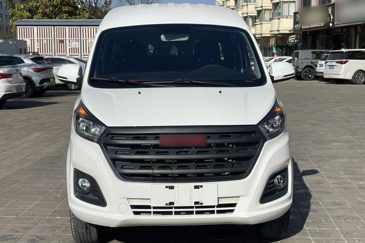 Used Jinbei Gold Hiace 2023 1.5L Passenger Vehicle Engineering Lion 9 Seats
