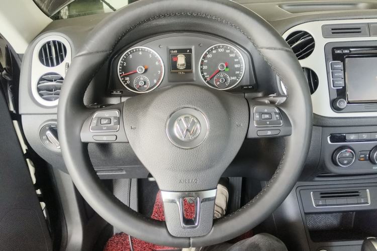 Used Volkswagen Tiguan 2016 300TSI Automatic Two-Wheel Drive Luxury Edition Steering Wheel