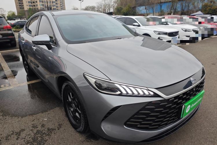 Used BYD Qin PLUS 2025 DM-i Smart Drive 55KM Leading Model
