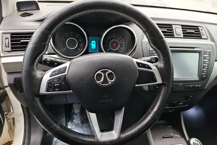 Used BAIC Senova X65 2015 2.0T manual Comfort trim level