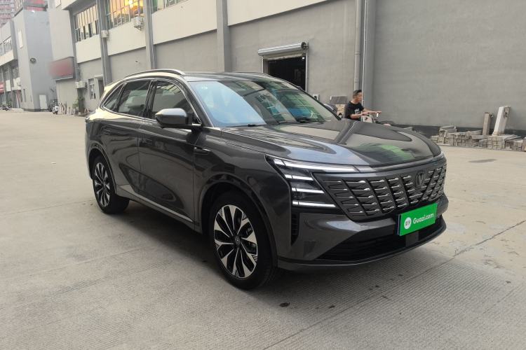 Used CHANGAN CS75 PLUS 2025 4th Generation UItra 2.0T New Blue Whale – Smart & Powerful Version Exterior 2