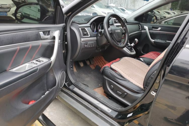 Used Haval H6 2017 Blue Label Sport Edition 1.5T Manual Two-Wheel Drive Elite Model Driver Seat