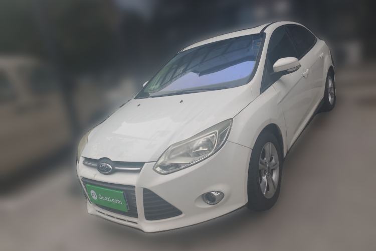Used Ford Focus 2012 Sedan 1.6L Automatic Fashion Edition