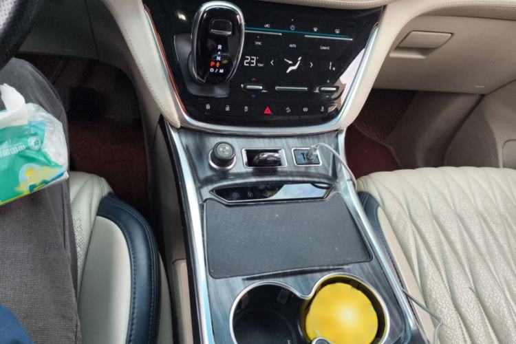 Used Buick GL8 2021 ES Land Cruiser 653T Luxury Edition
